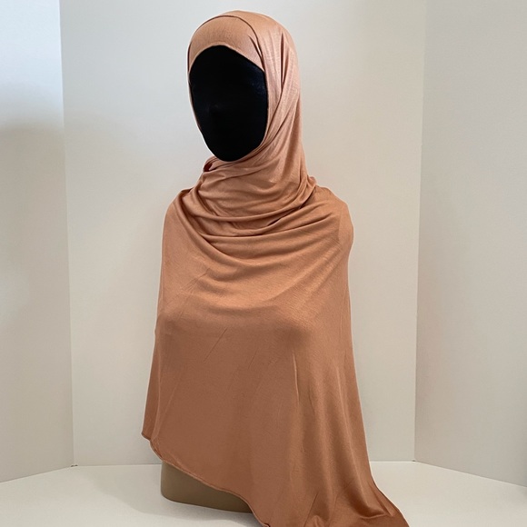 - Hijab - Made In Dubai UAE - Picture 6 of 6